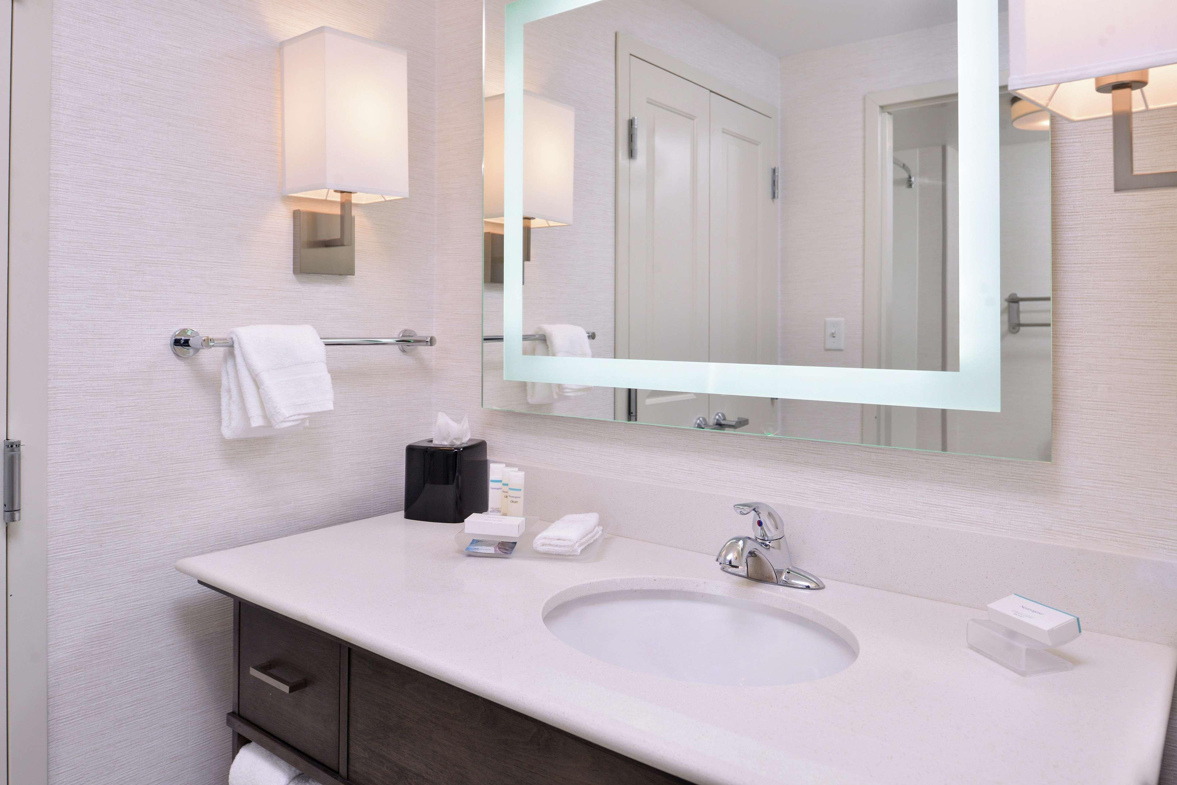 Homewood Suites Des Moines Airport Ngoại thất bức ảnh