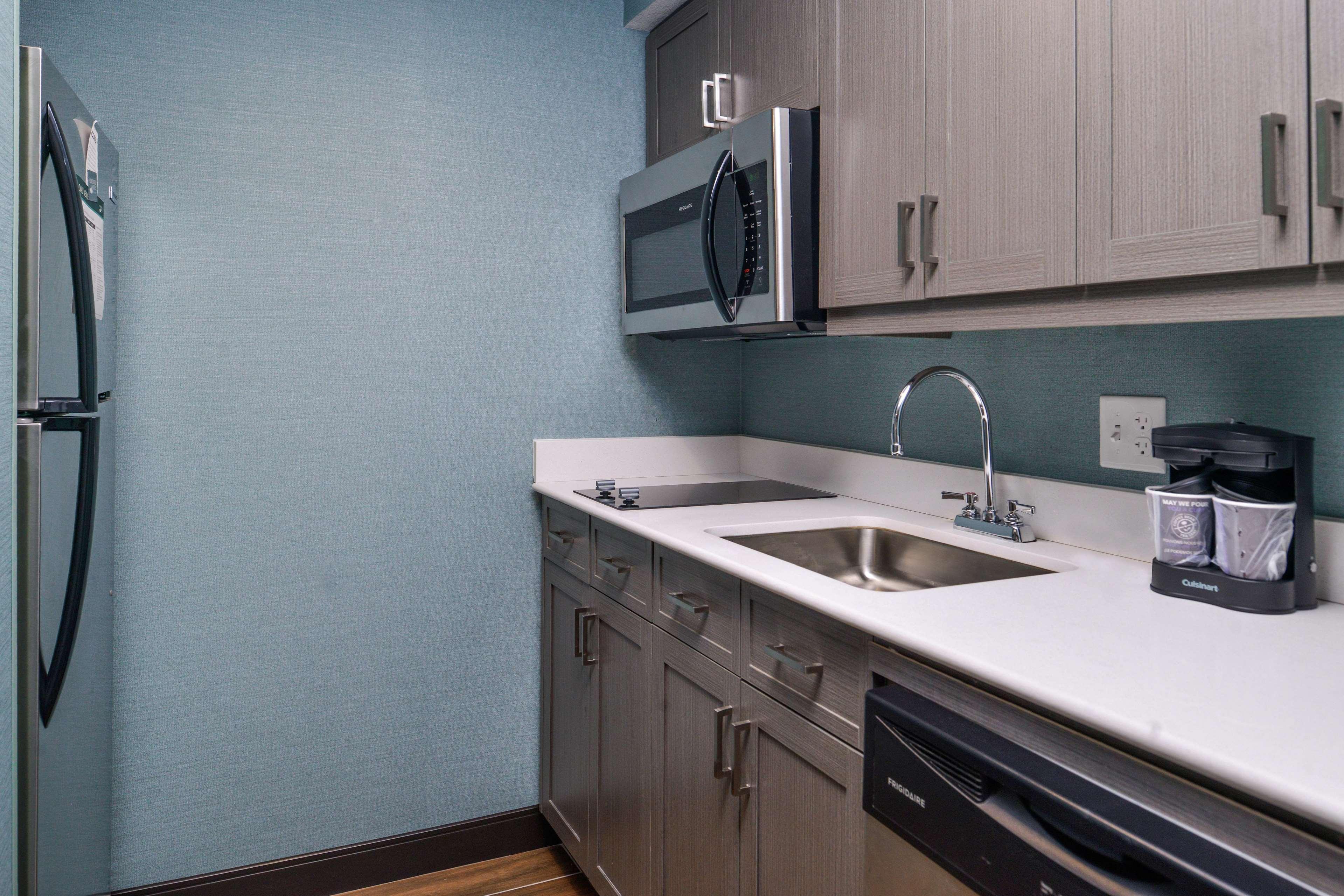 Homewood Suites Des Moines Airport Ngoại thất bức ảnh