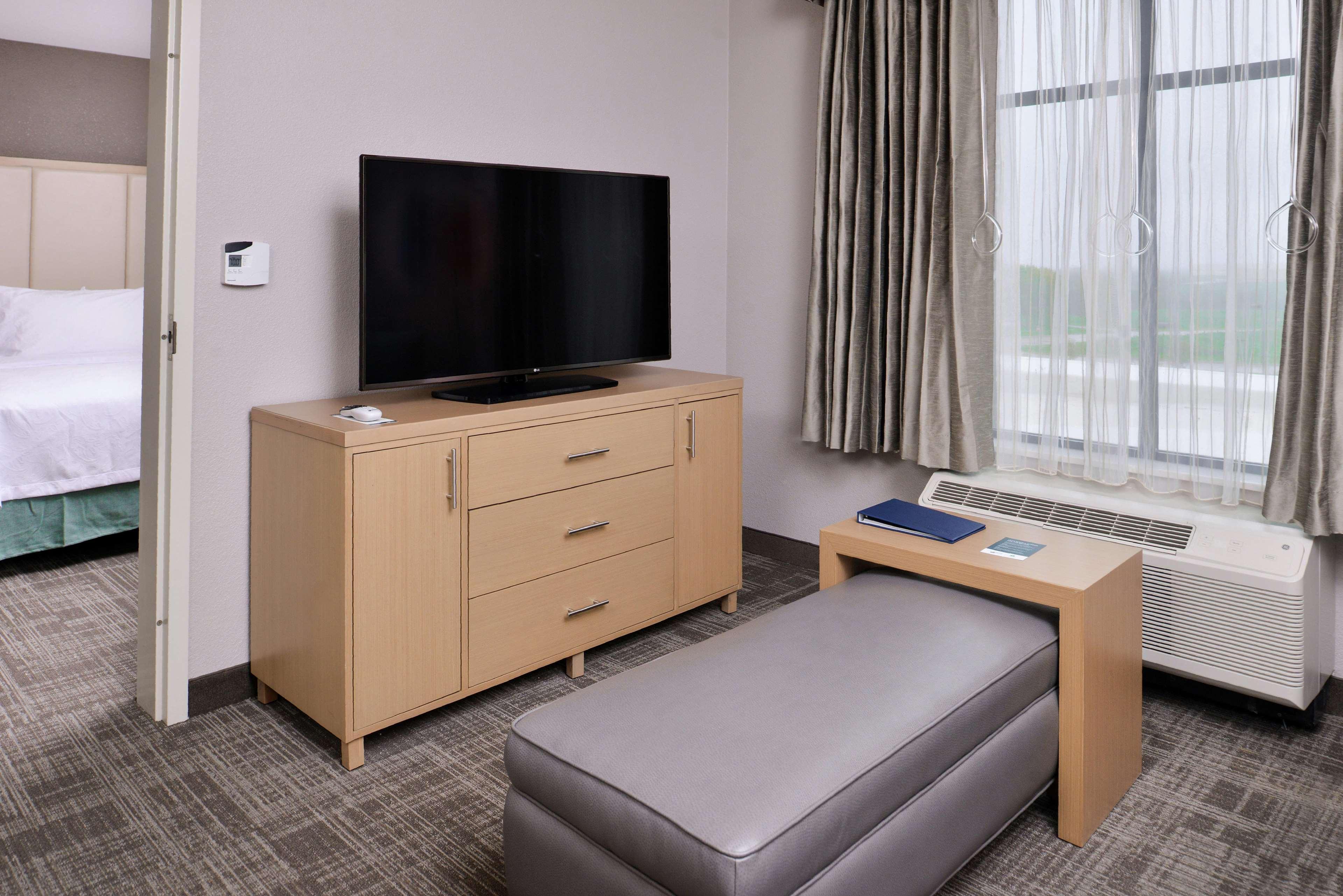 Homewood Suites Des Moines Airport Ngoại thất bức ảnh