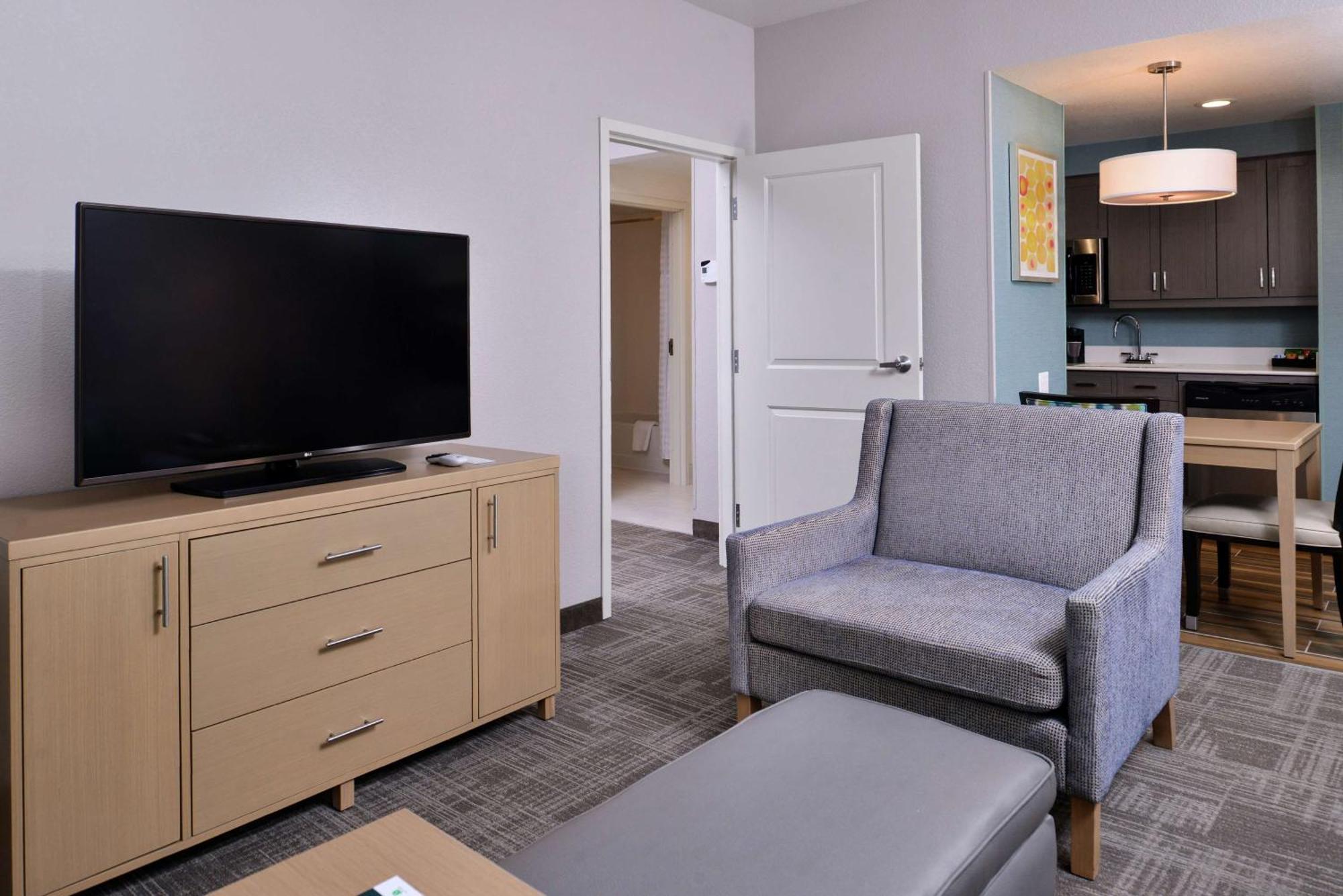 Homewood Suites Des Moines Airport Ngoại thất bức ảnh